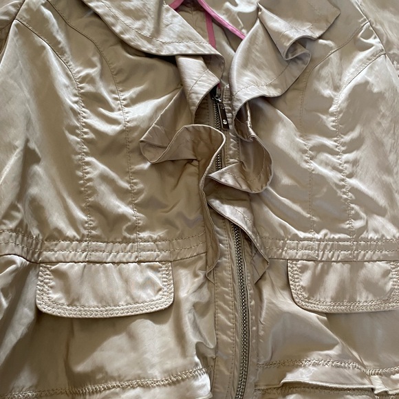 WHBM - Picture 3 of 7